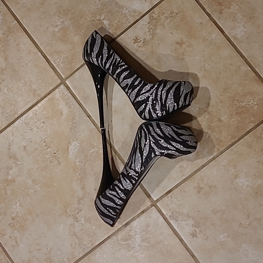 Zebra print heals